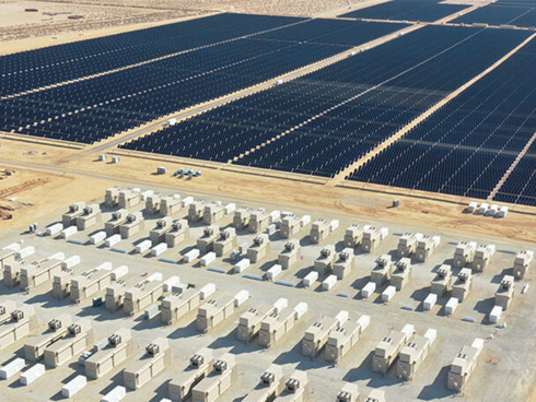 إطلاق أكبر مشروع لتخزين الطاقة الشمسية في الولايات المتحدة