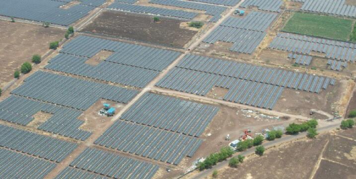 بنك التنمية الآسيوي يوقع اتفاقية قرض مع شريك رابع لإنشاء محطة طاقة شمسية بقدرة 25 ميجاوات