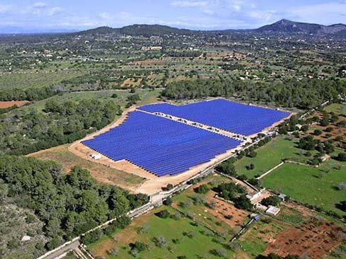 إسبانيا تطلق مزادًا للطاقة الشمسية الموزعة بقدرة 140 ميجاوات
